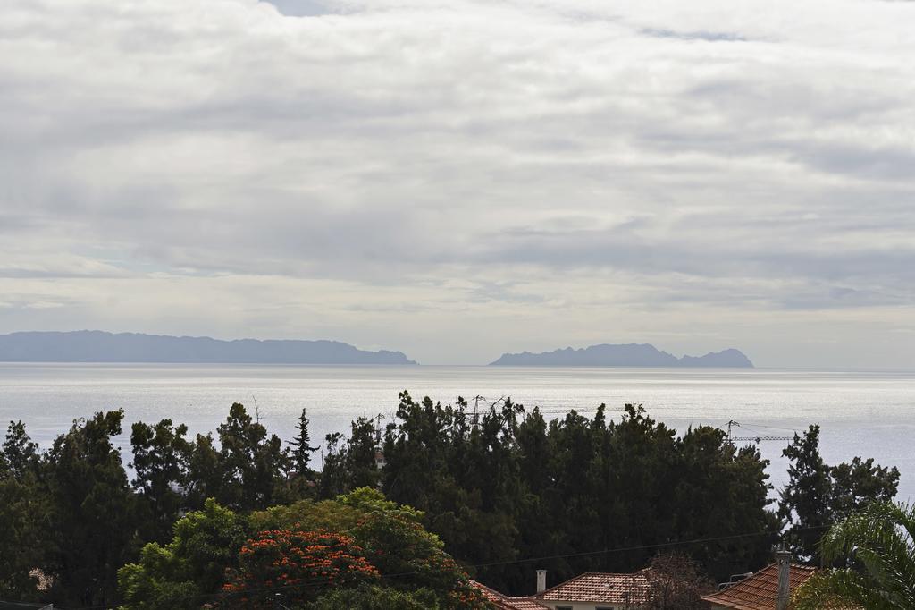 Barreiros I By An Island Apart Funchal  Extérieur photo