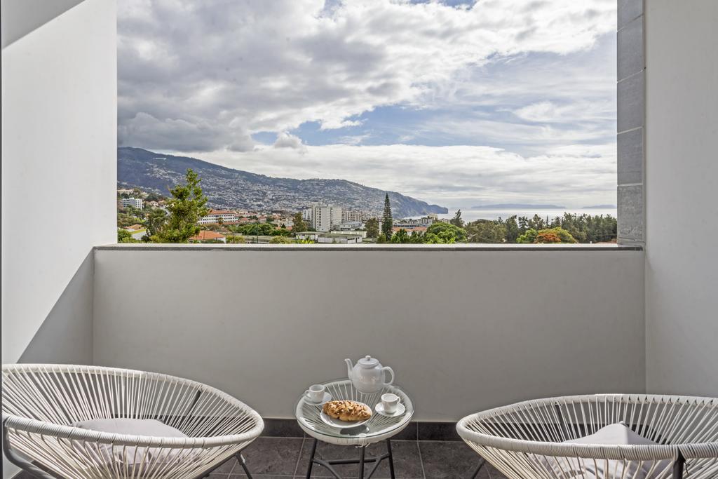 Barreiros I By An Island Apart Funchal  Extérieur photo